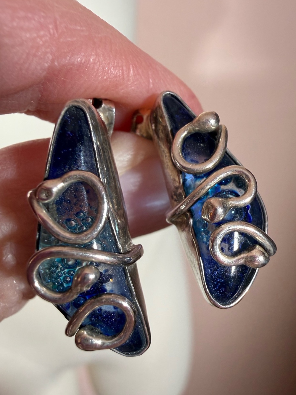 Vintage sterling silver Modernist Brutalist Blue Art glass Snake Earrings
